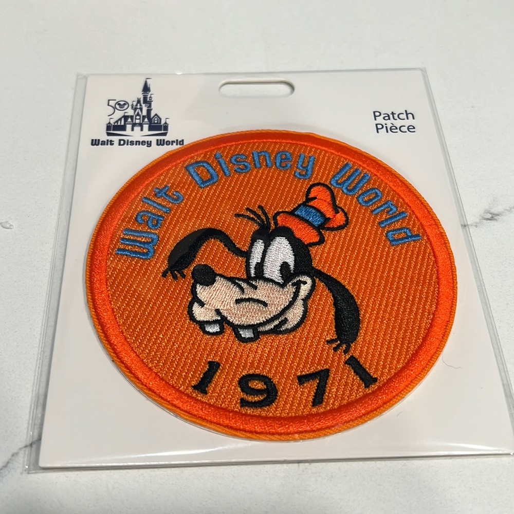 NWT Walt Disney World 50th Celebration VAULT COLLECTION PATCH